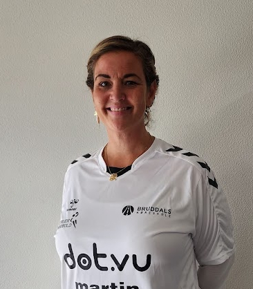 Mina Oskarsdottir Semlali